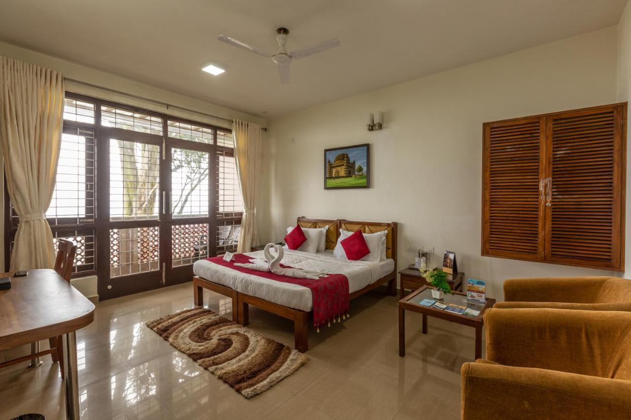Kstdc Hotel Mayura Pine Top Nandi Hills Exterior foto