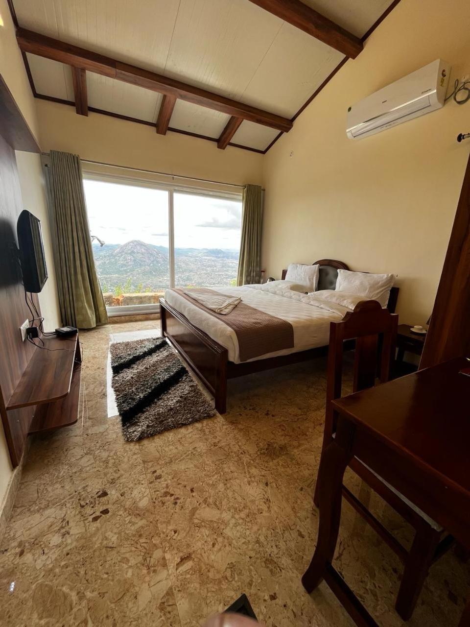 Kstdc Hotel Mayura Pine Top Nandi Hills Exterior foto